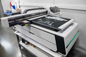 Точность в каждом контуре: всё о плоттерной резке для бизнеса и творчества